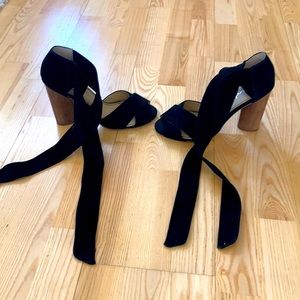 Splendid wrap up Heels